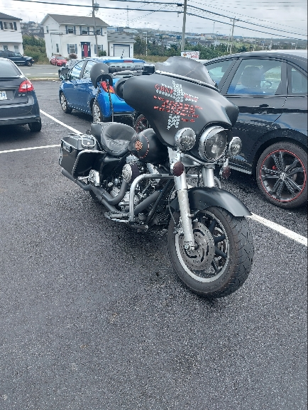 , Moto: 2001 performances Electra Glide sur un budget