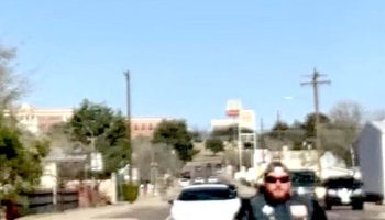 , Moto: ’02 Fatboy. Toujours propre. Toujours cool.