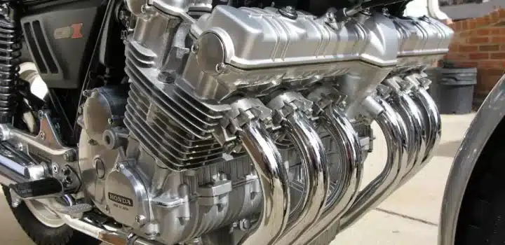 , Moto: Étape 1 mise à niveau partie 2.1 l’échappement