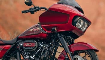 , Moto: Modèles du 120e anniversaire.