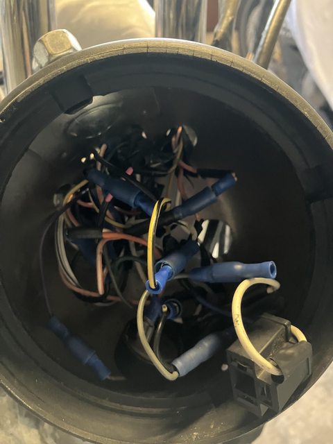 , Moto: FXR – Schéma de câblage FXRT 1988-1990 – Quelqu’un a-t-il une version couleur de ce schéma ?