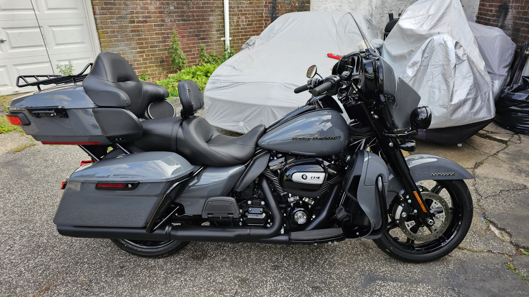 , Moto: Nouveau membre du club de NYC&nbsp;!