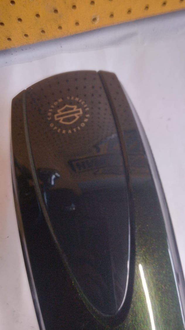 , Moto: Console de r&eacute;servoir de carburant CVO Road Glide 120 $