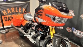 , Moto: CVO GLIDE ROT