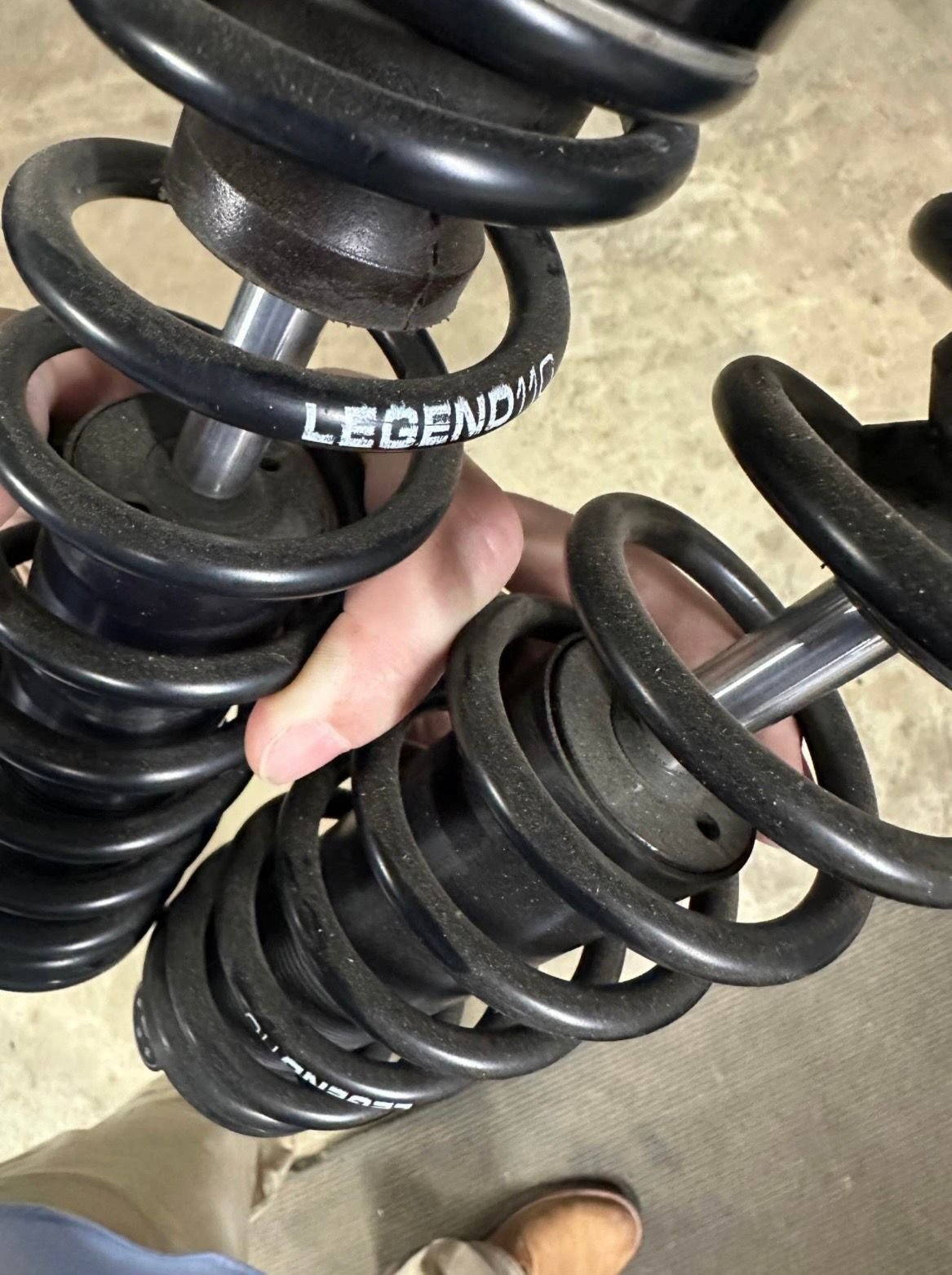 , Moto: L&eacute;gendes r&eacute;vo a