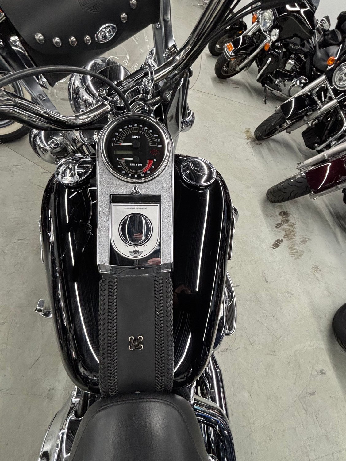 , Moto: 2003 Heritage Softail Classique 100e anniversaire